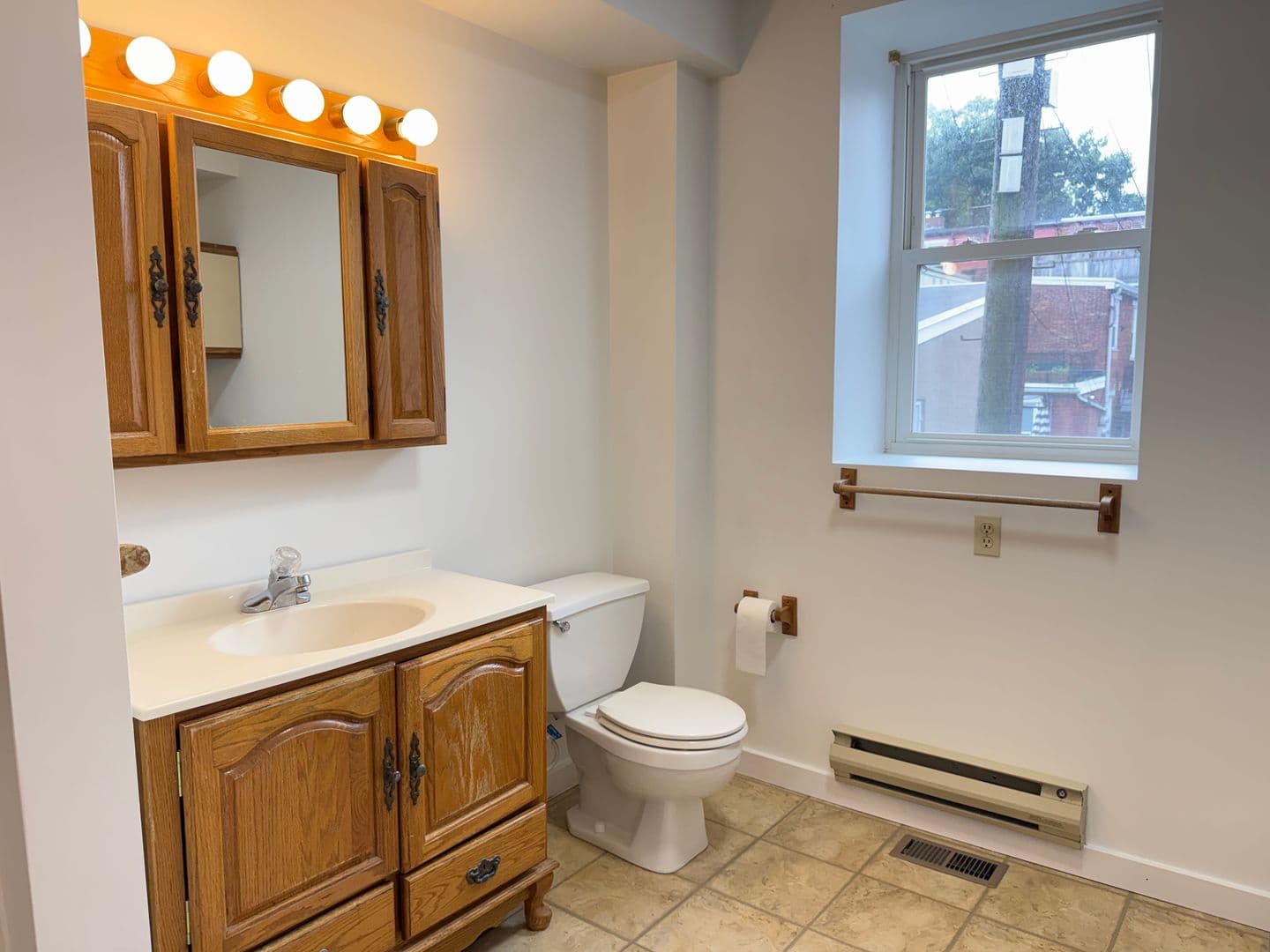 Lancaster Apartment: 217-219 N. Pine St.