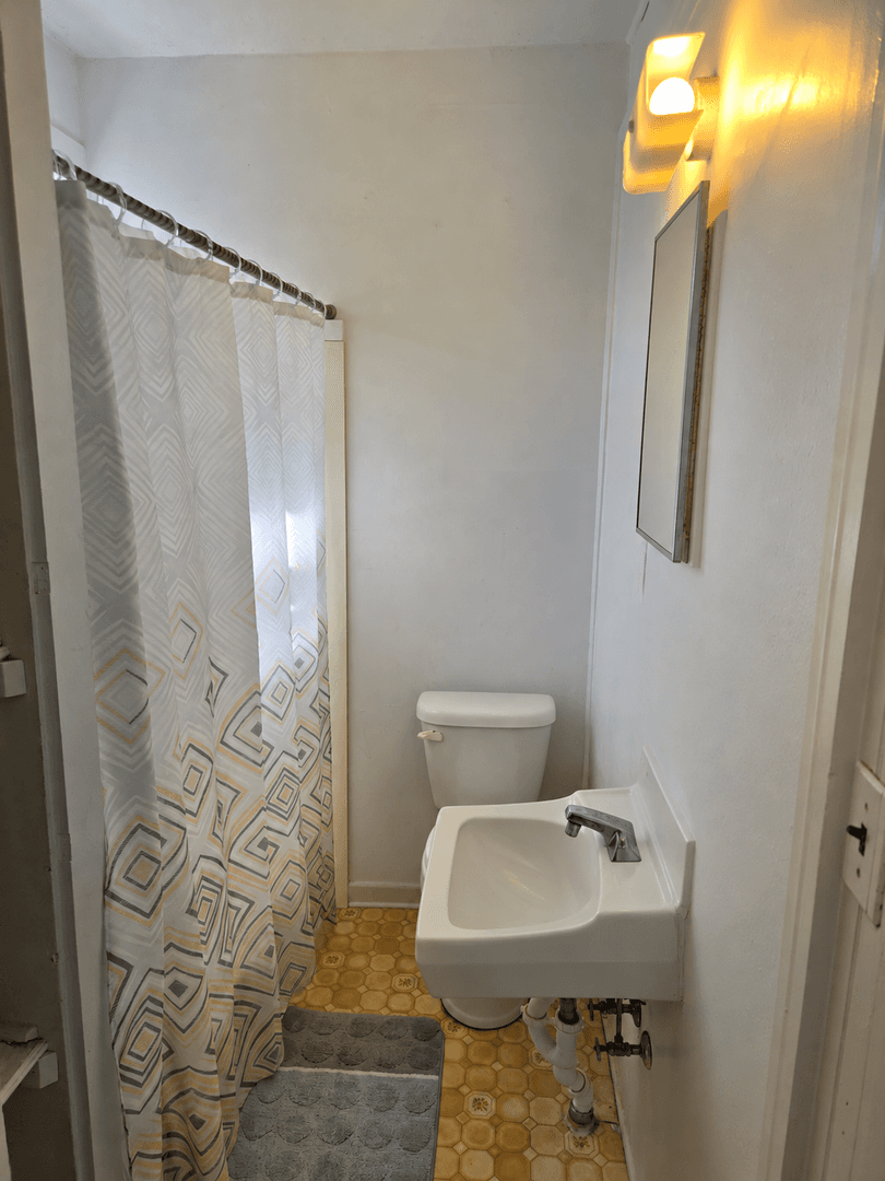 Millersville Apartment: 78-80 Blue Rock Rd.