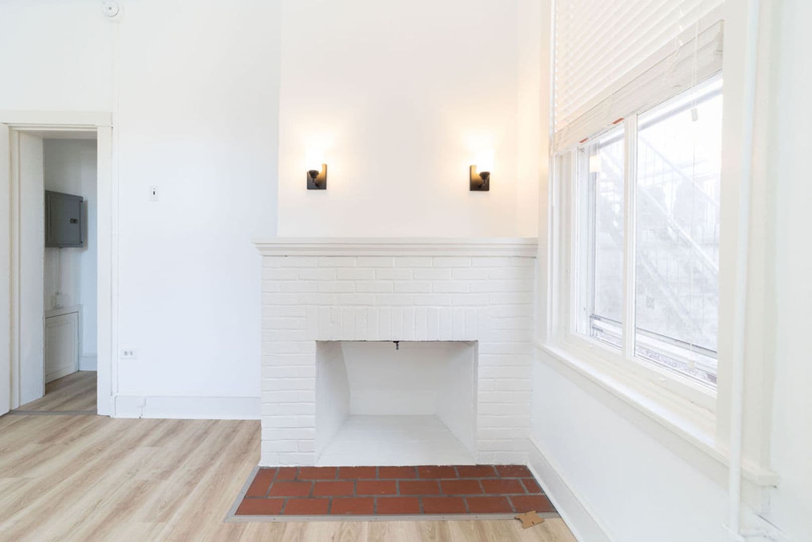 Lancaster Apartment: 238 E Orange St