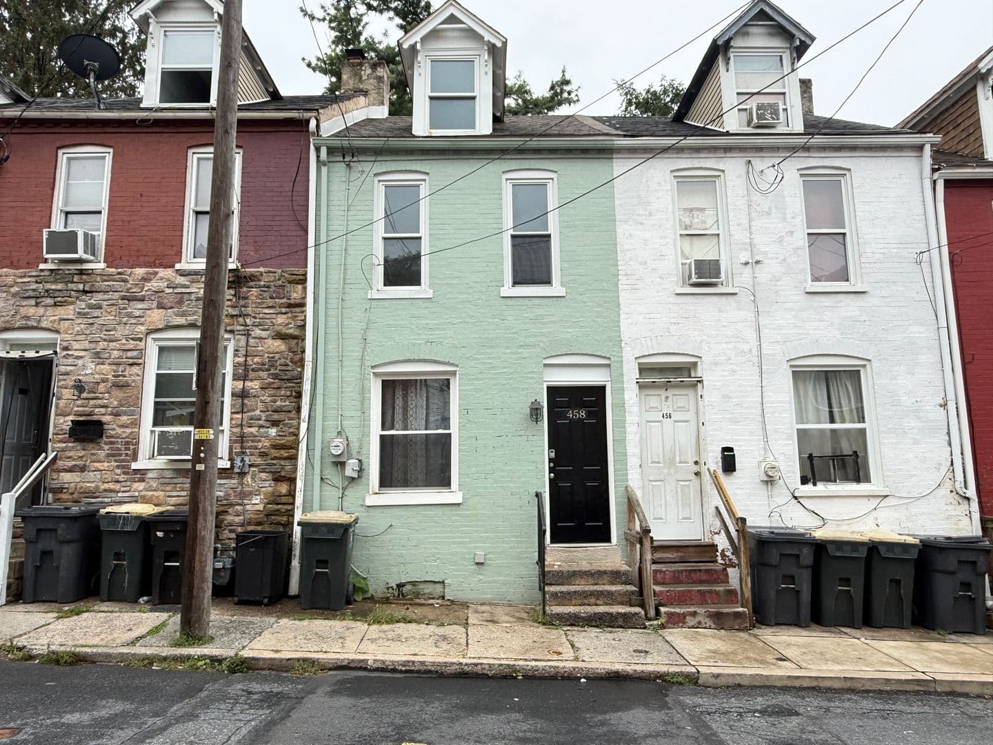 Lancaster House: 458 Atlantic Ave.