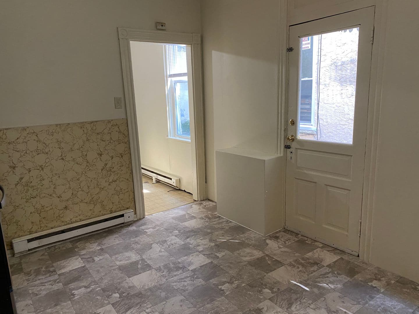 Lancaster Apartment: 314 W. King St.