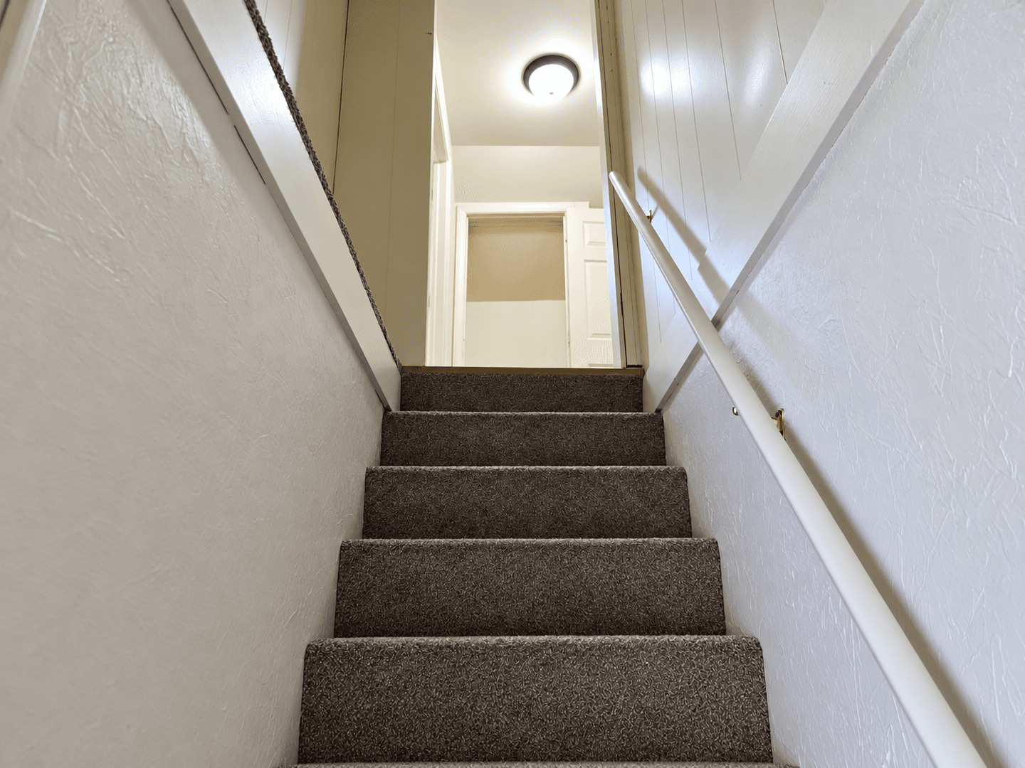 Elizabethtown Apartment: 36-38 N Poplar St.