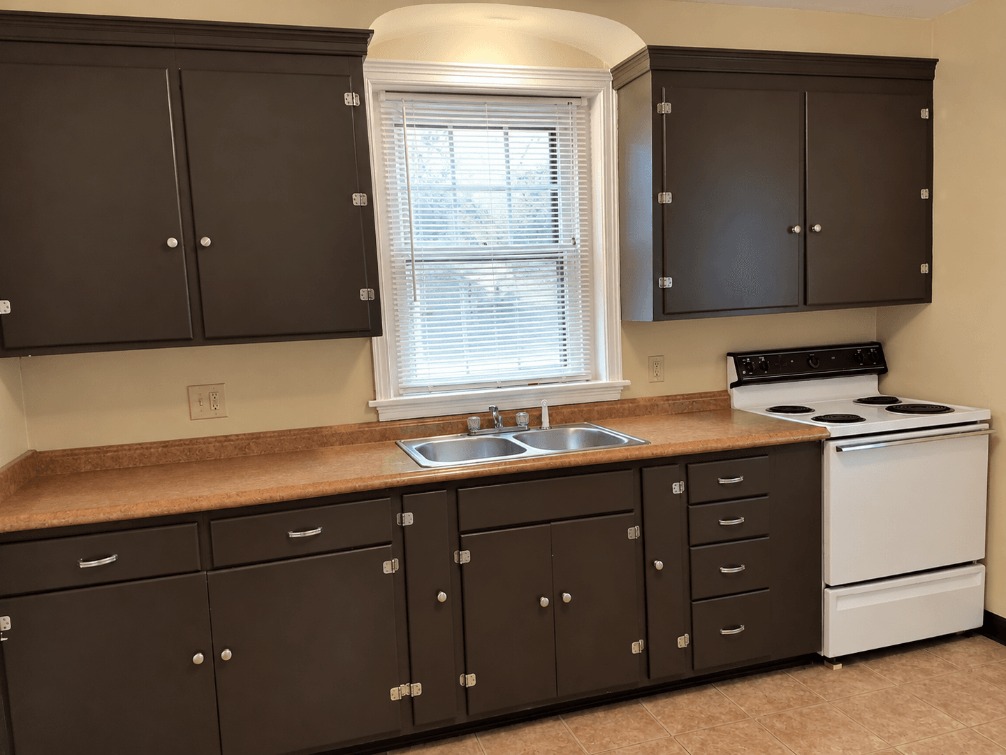 Lititz Apartment: 101 S Broad St