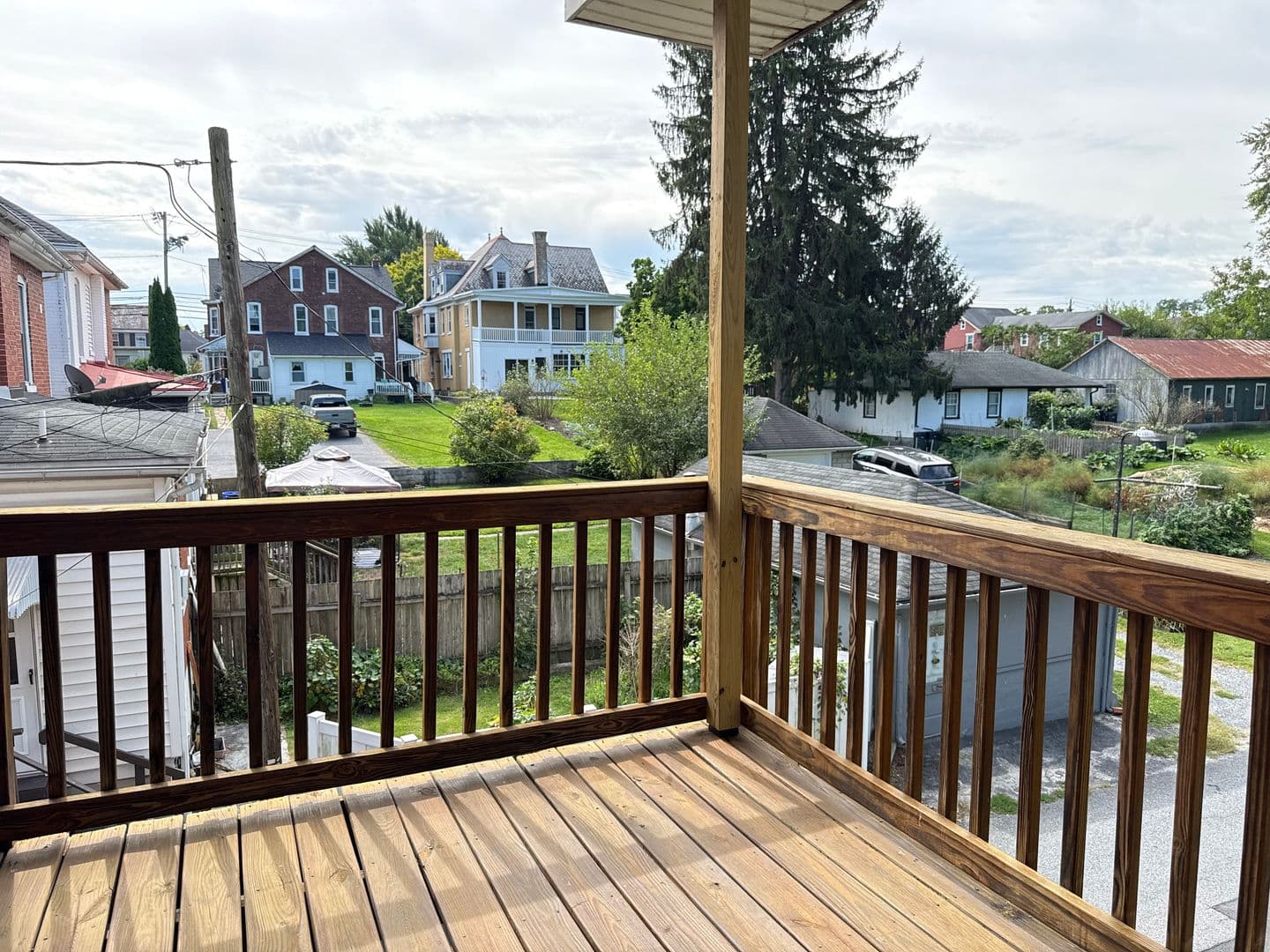 Elizabethtown Apartment: 36-38 N Poplar St.