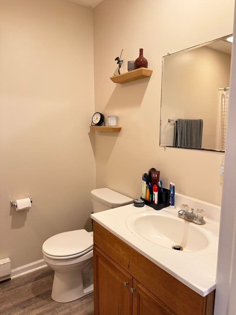 Lancaster Apartment: 535 E. Mifflin St.