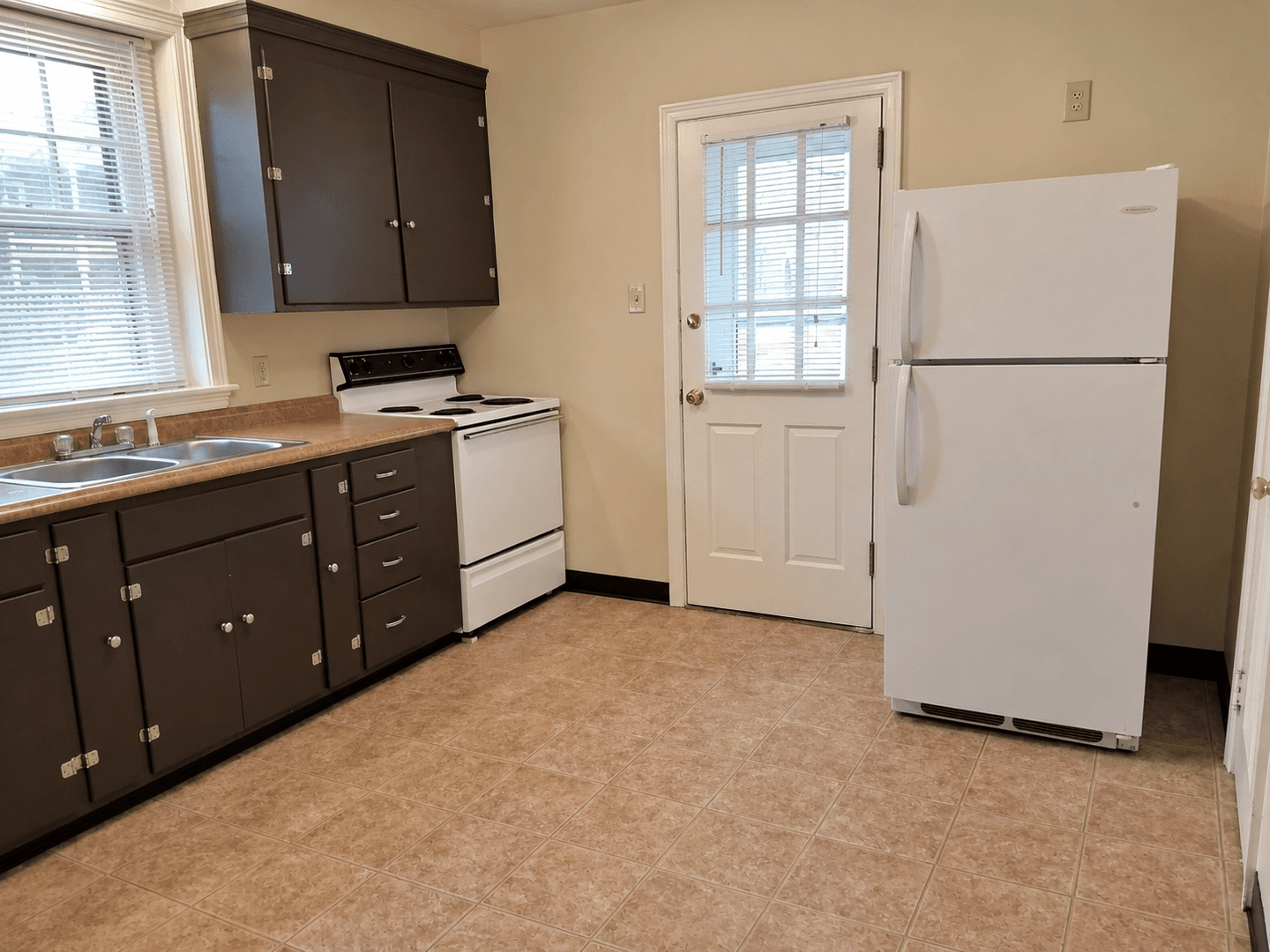Lititz Apartment: 101 S Broad St
