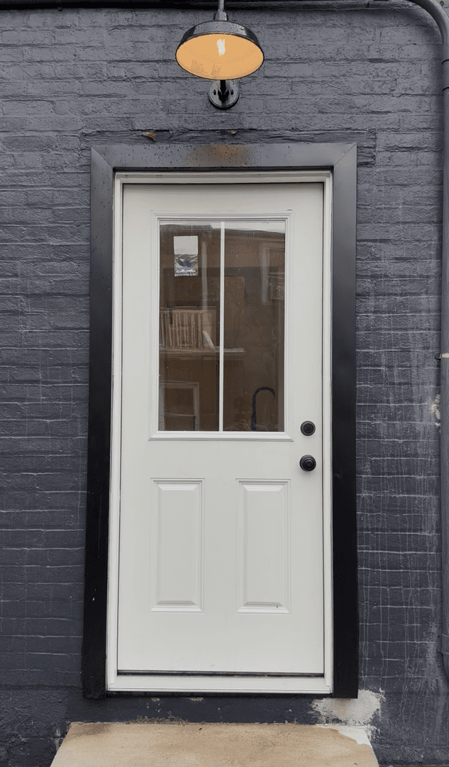 Lancaster Apartment: 463 S. Prince St.