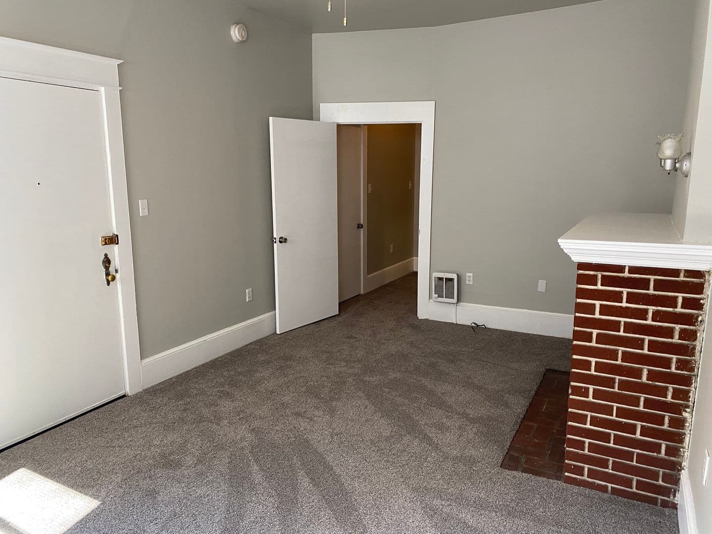 Lancaster Apartment: 219-221 N. Mulberry St.