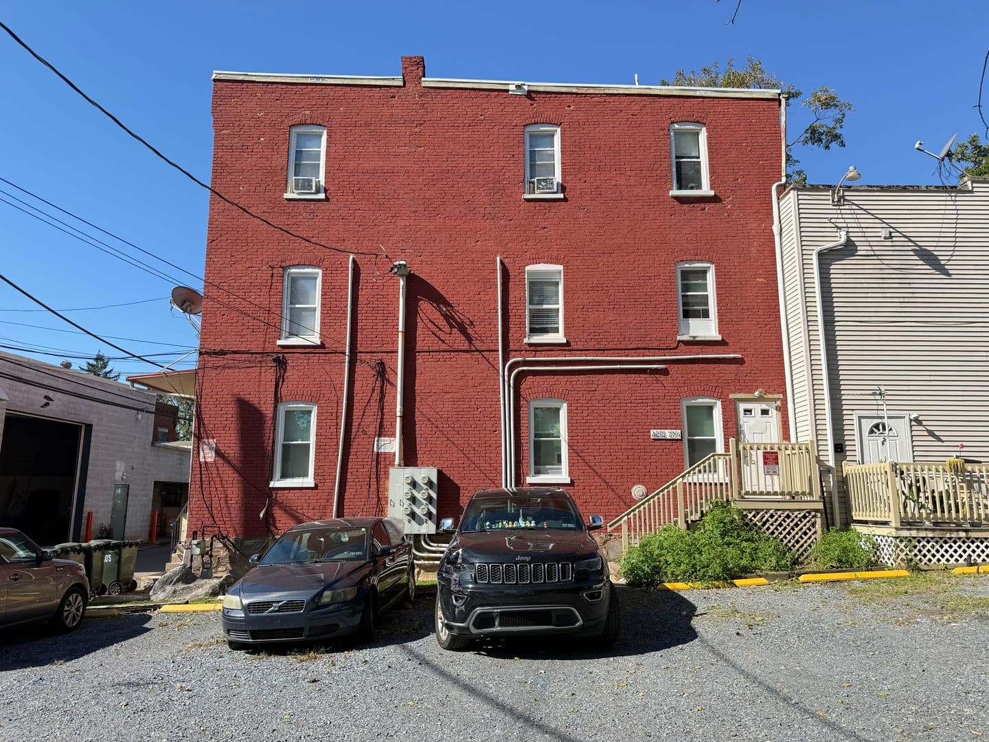 Lancaster Apartment: 535 E. Mifflin St.