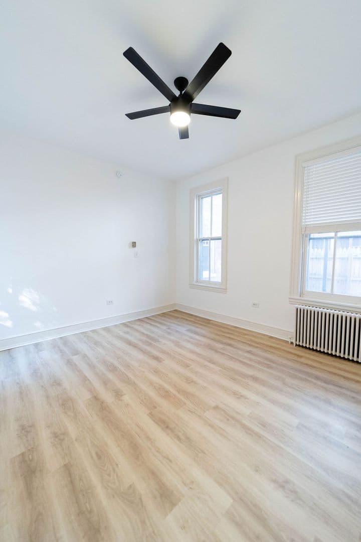Lancaster Apartment: 238 E Orange St