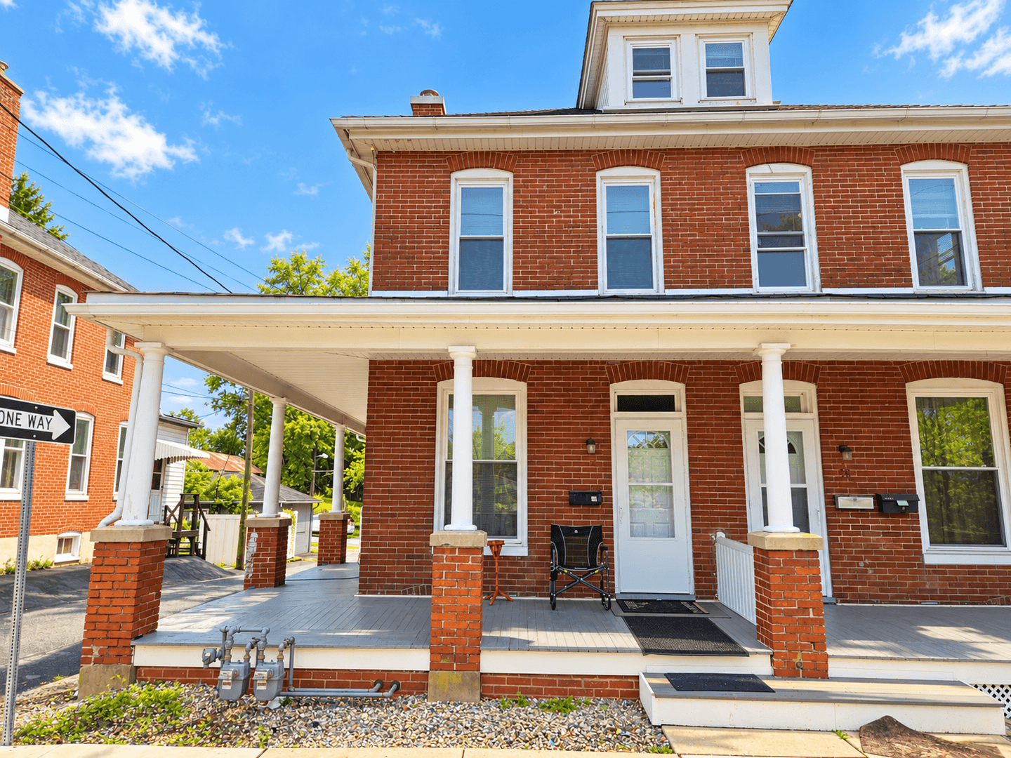 Elizabethtown Apartment: 36-38 N Poplar St.