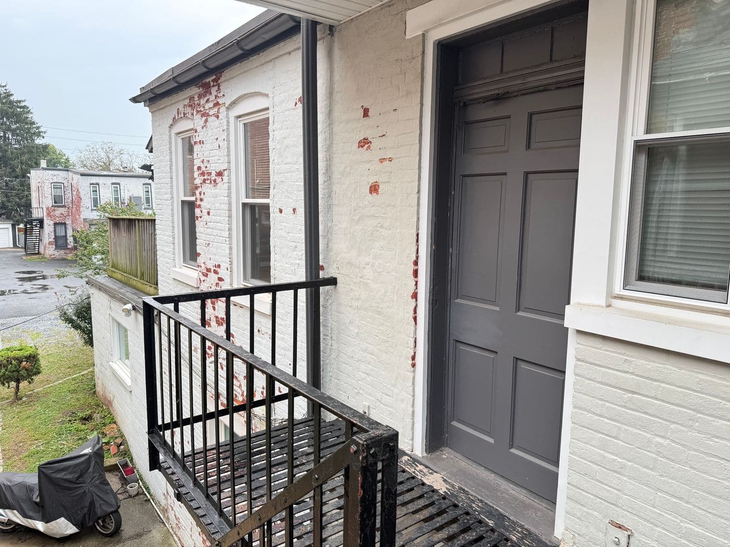 Lancaster Apartment: 214-216 E King St