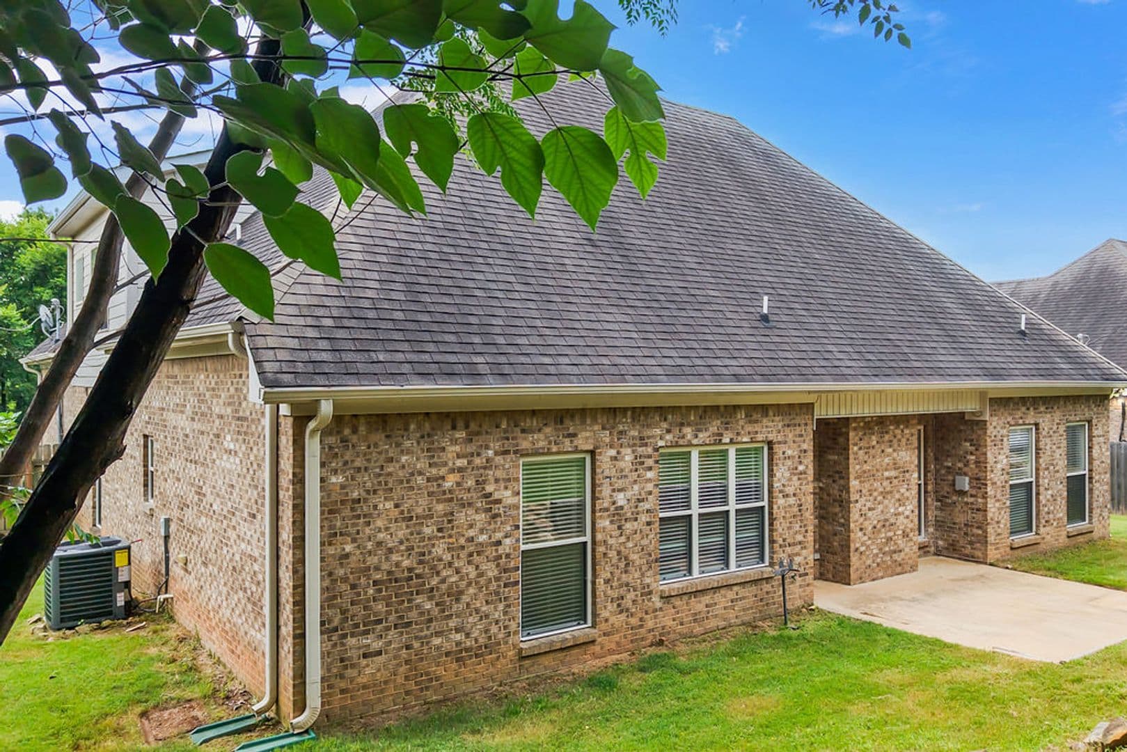 Hoover House: 710 Valley Street