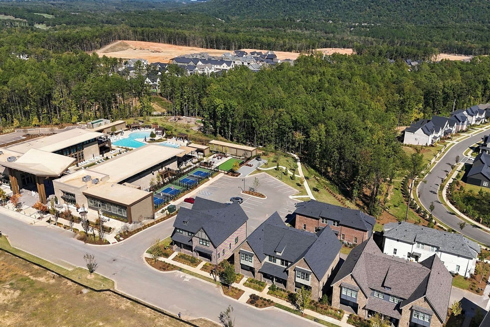 Hoover House: 4566 Everlee Parkway