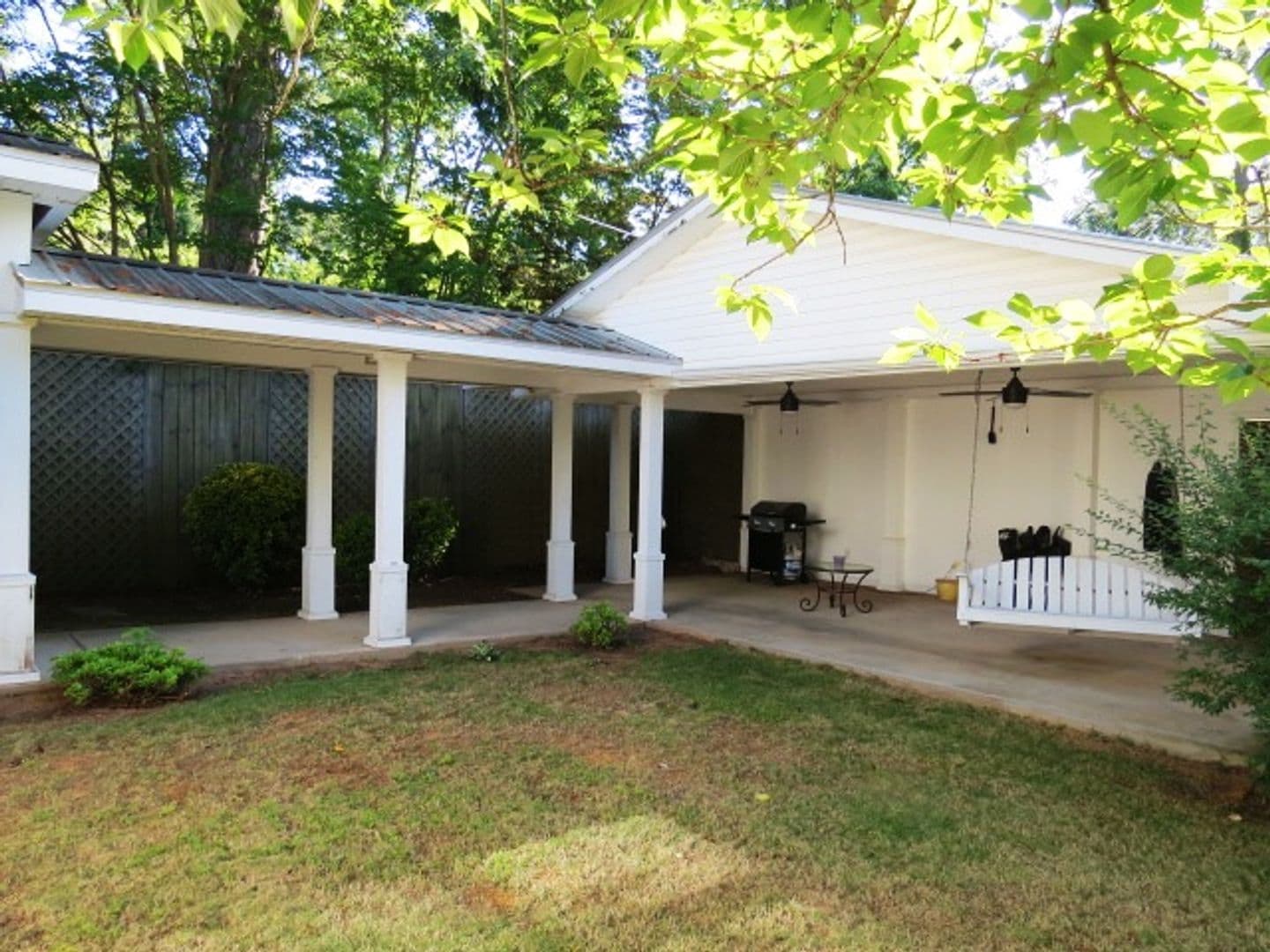Homewood House: 403 St Charles St