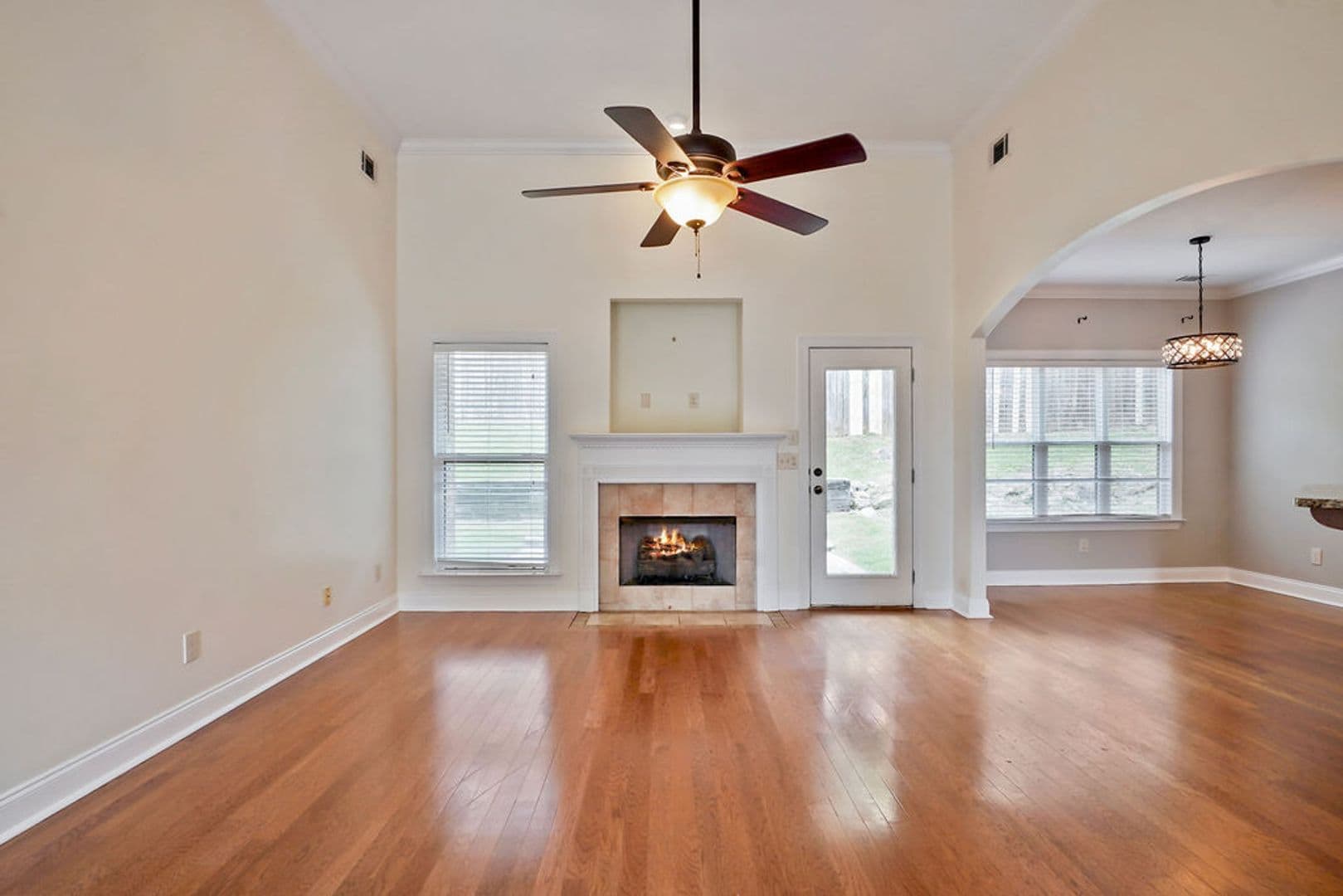 Hoover House: 710 Valley Street