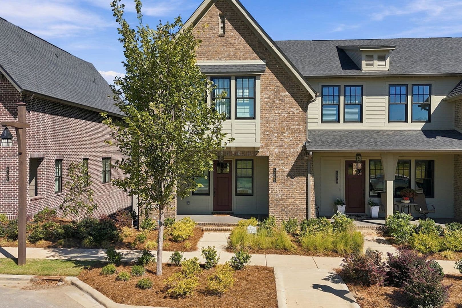 Hoover House: 4566 Everlee Parkway