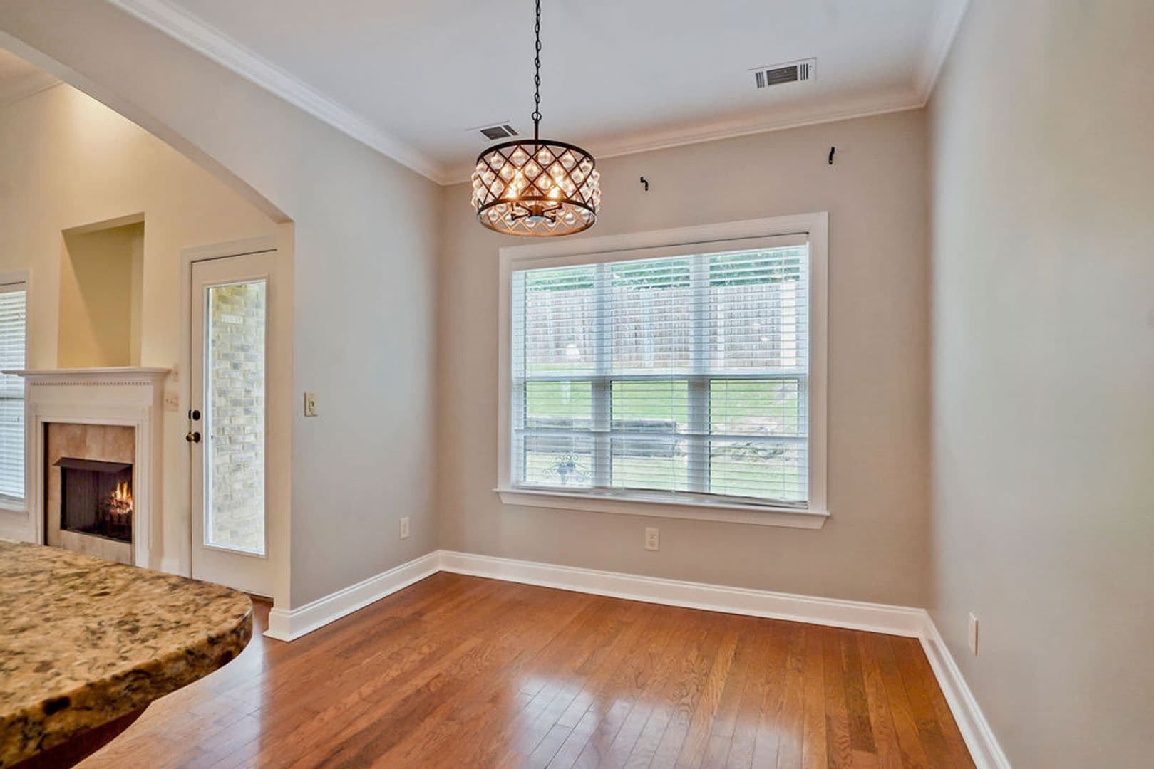 Hoover House: 710 Valley Street