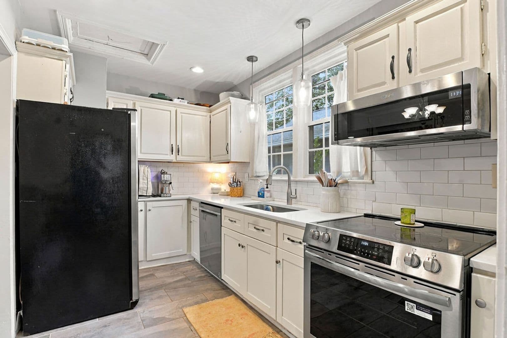 Homewood House: 403 St Charles St