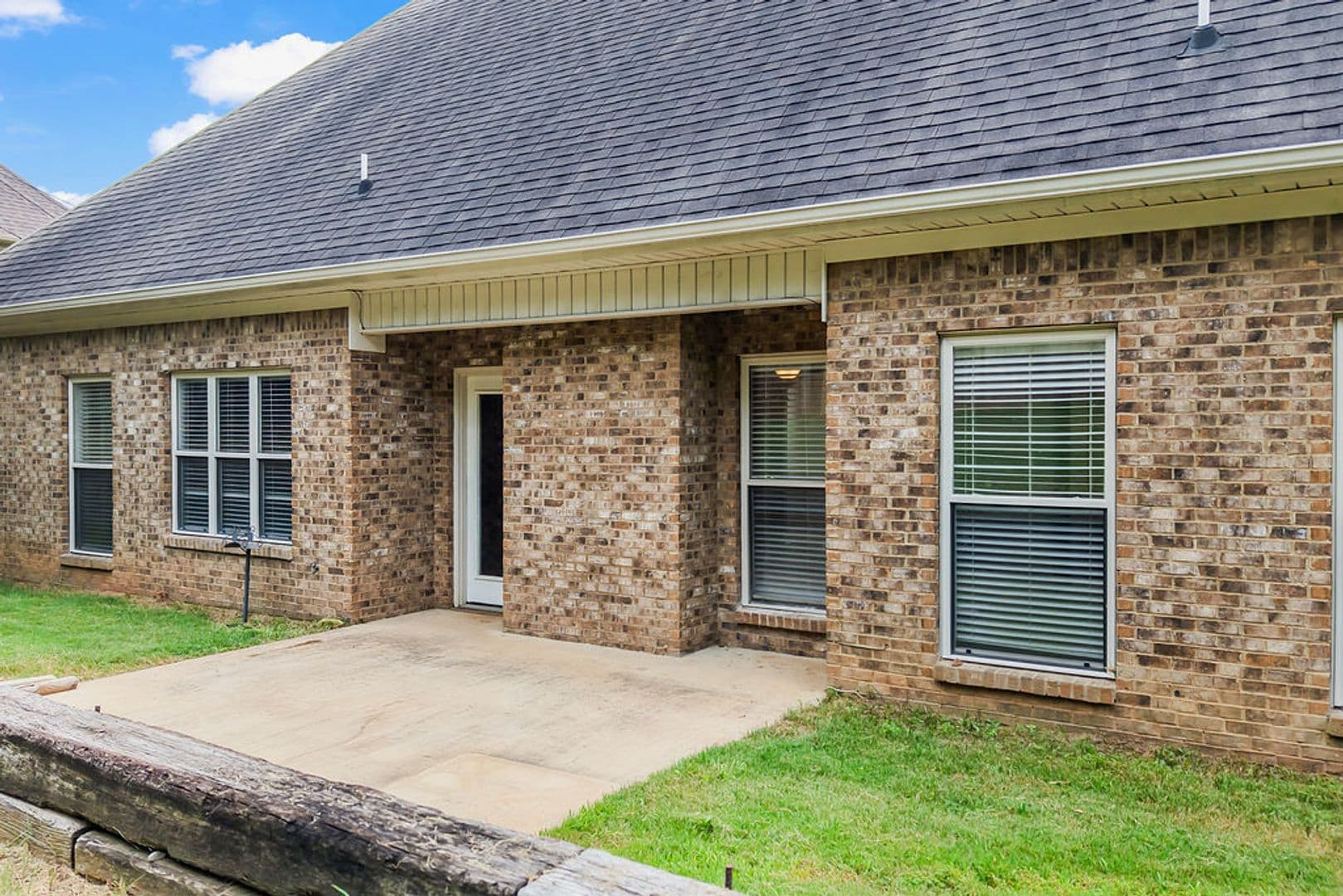Hoover House: 710 Valley Street