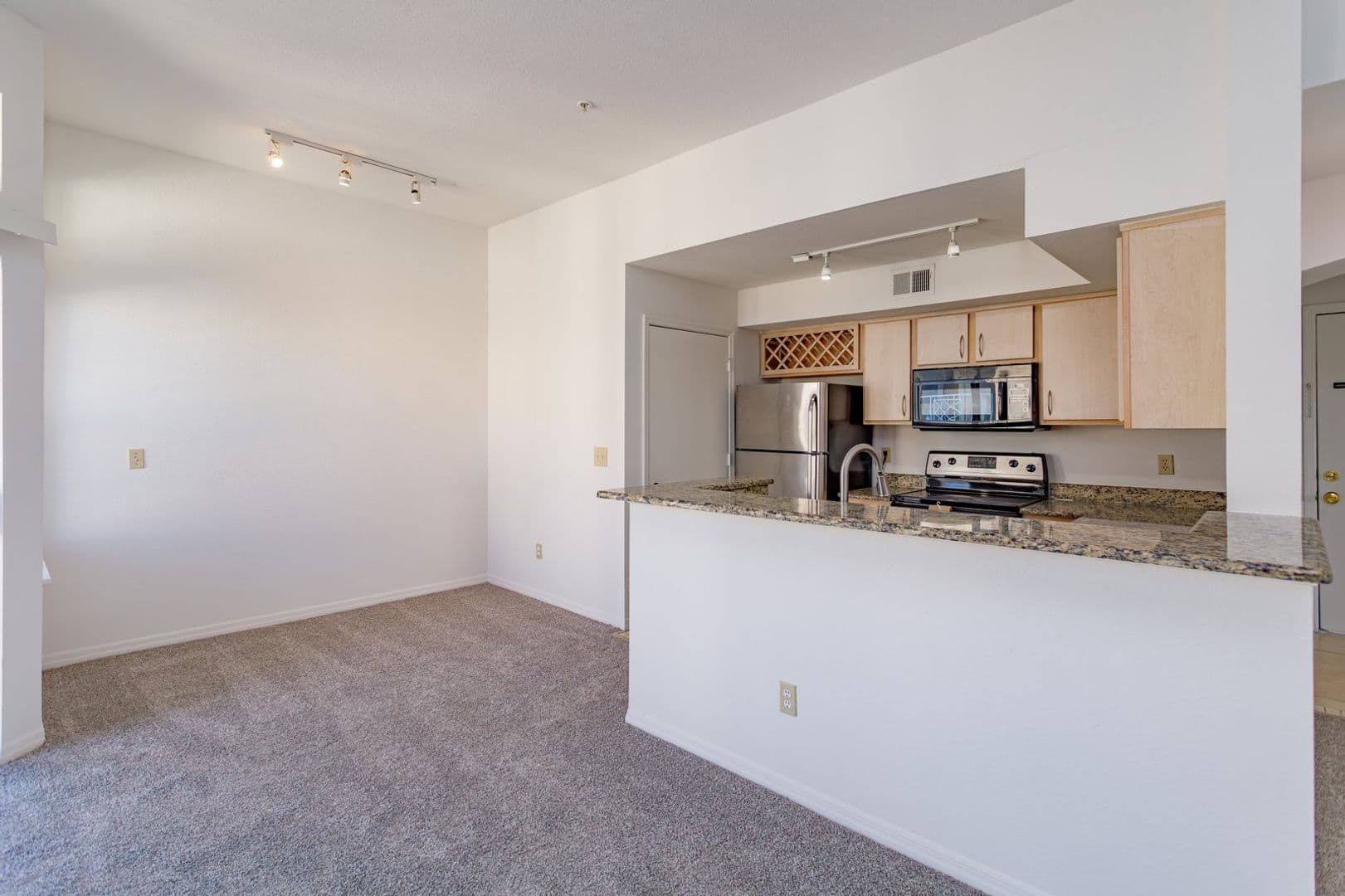 Orlando Condo: 7330 Westpointe Blvd. - #431