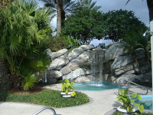 Orlando Condo: 7250 Westpointe Blvd. - #1021