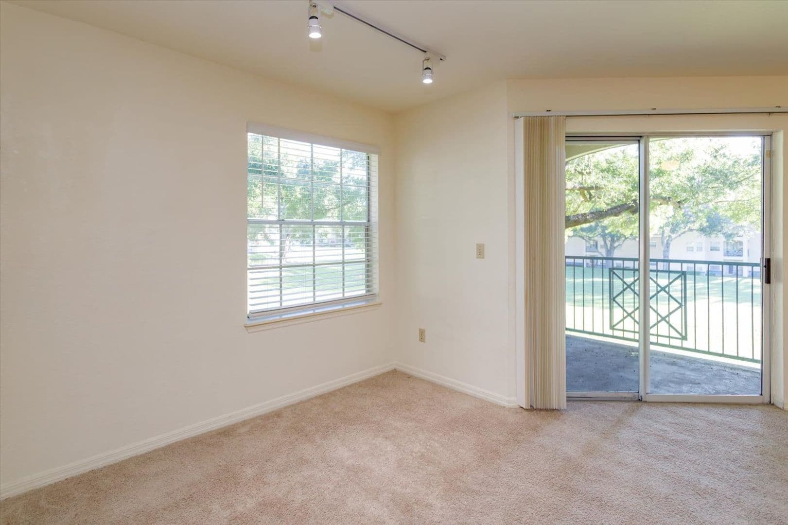 Orlando Condo: 7270 Westpointe Blvd. - #924