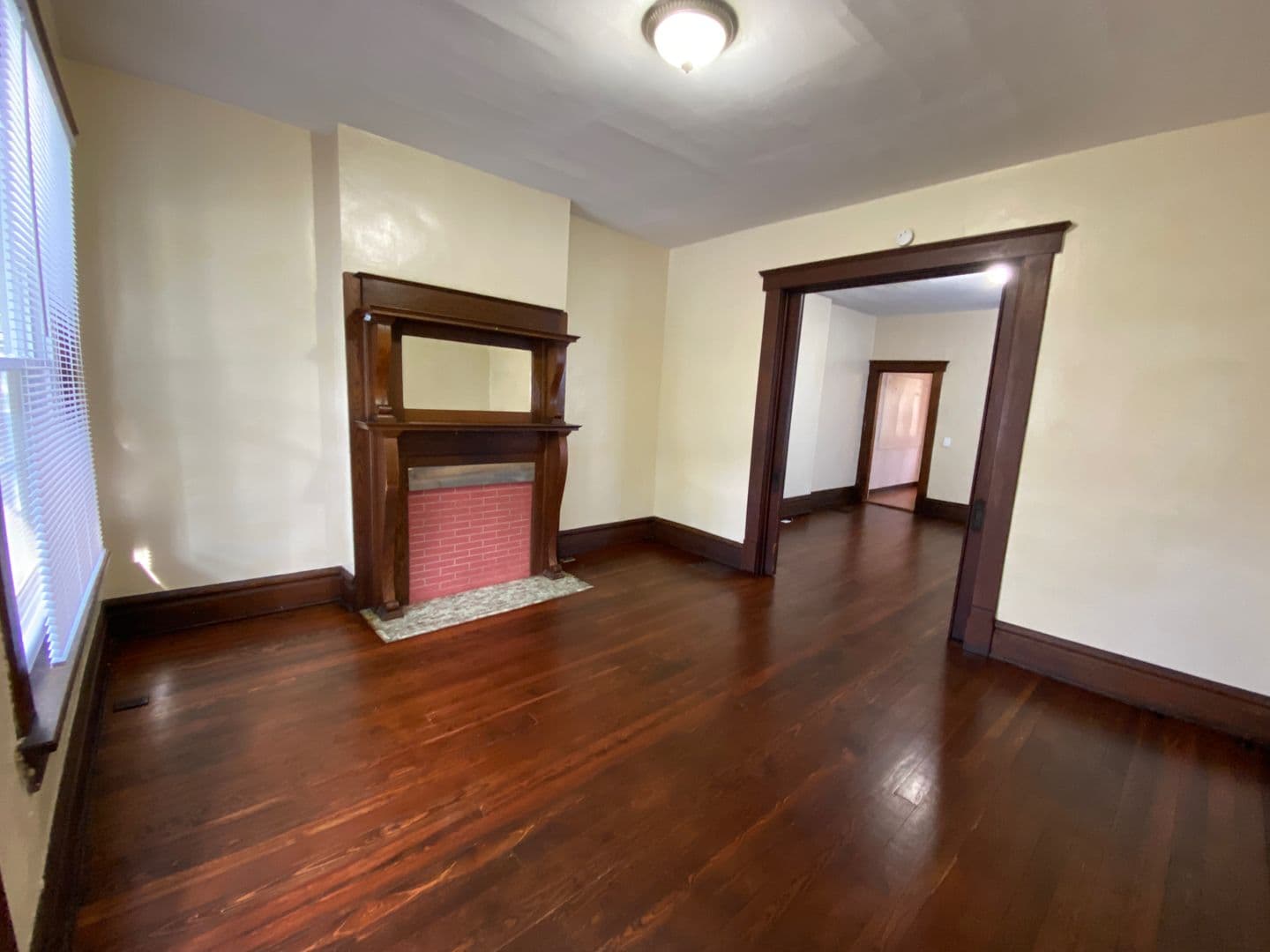 Columbus Apartment: 50 W Maynard Ave