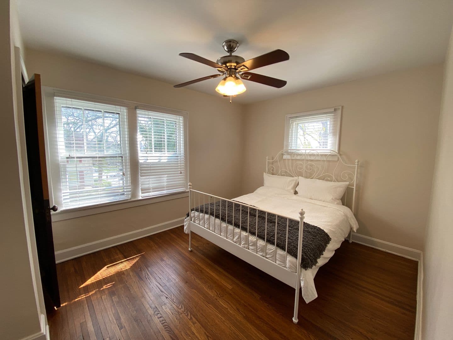 Columbus Apartment: 72 W Patterson Ave
