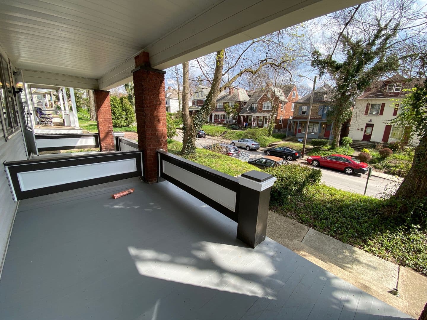 Columbus Apartment: 72 W Patterson Ave