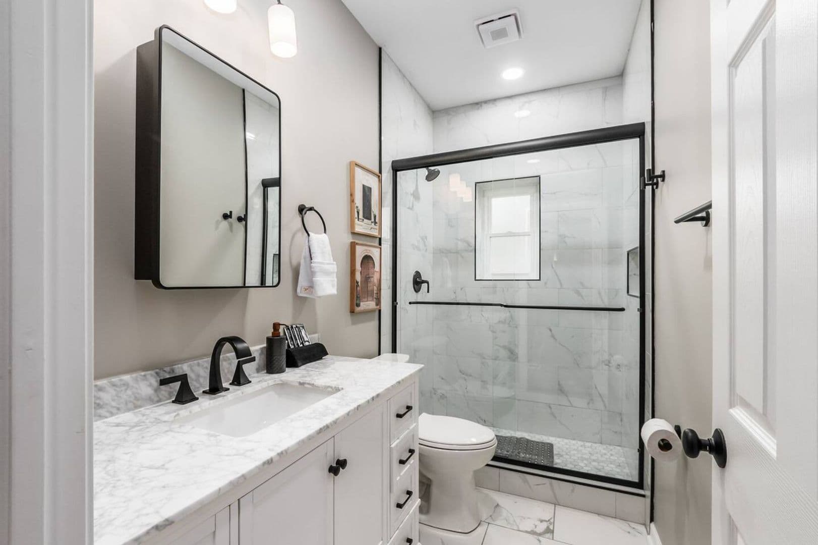 Columbus Apartment: 60 Clark Pl