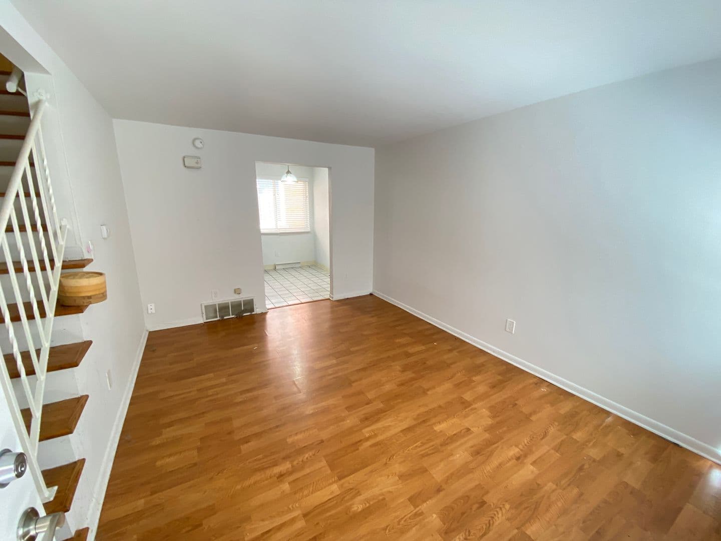 Columbus Apartment: 39 W 10th Ave