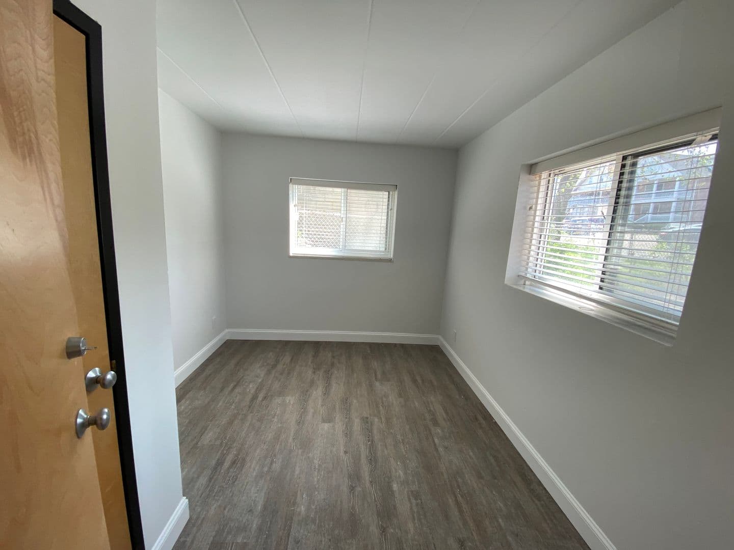 Columbus Apartment: 153 E 12th Ave