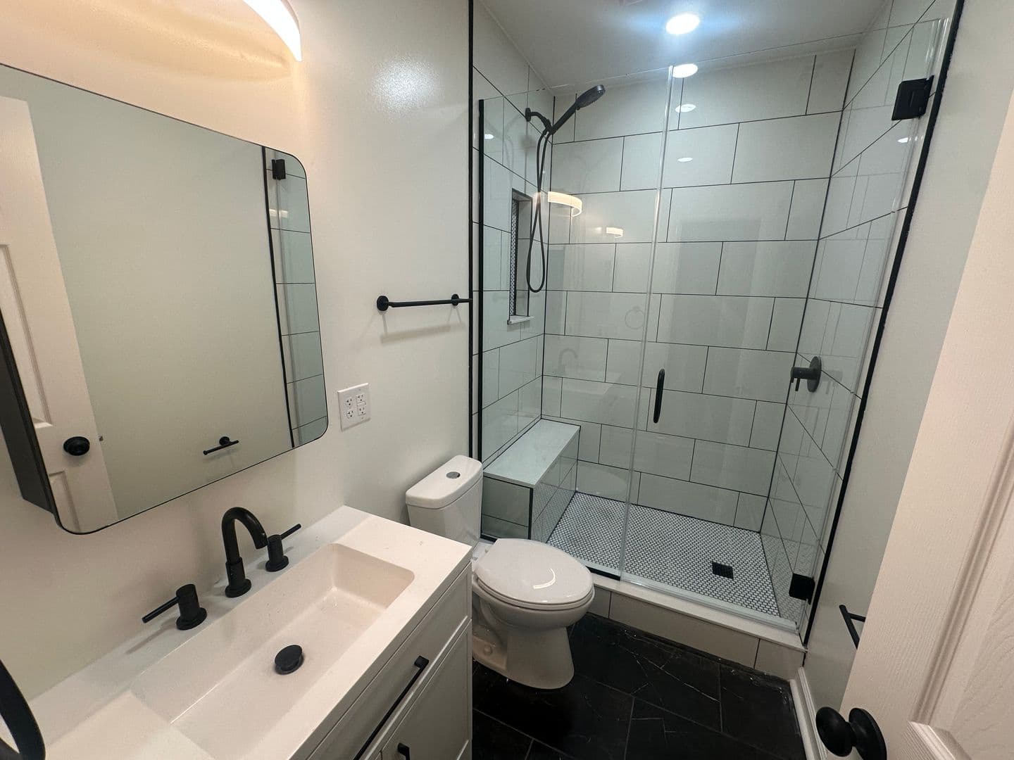 Columbus Apartment: 68 W 9th Ave