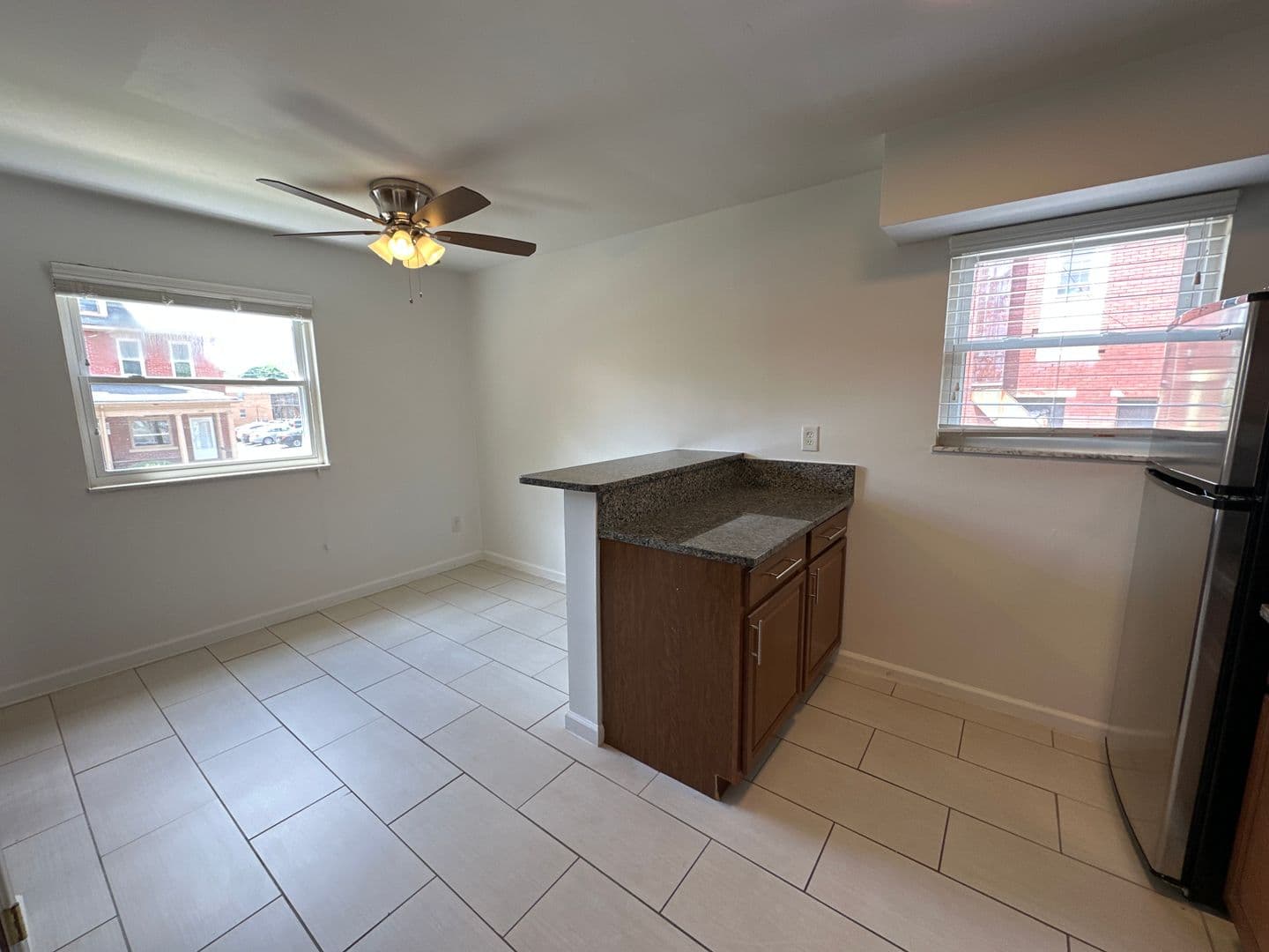 Columbus Apartment: 1444-1466 Worthington St