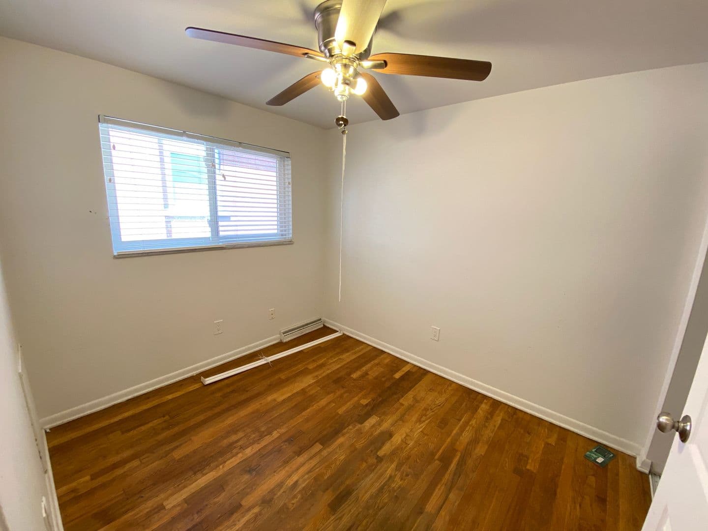 Columbus Apartment: 39 W 10th Ave