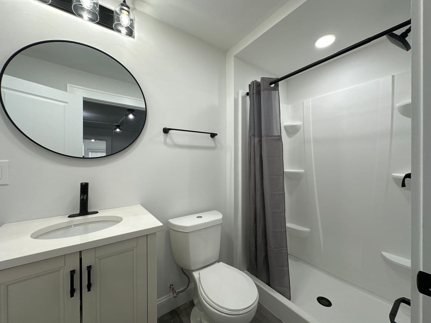 Columbus Apartment: 2316-2320 N High St