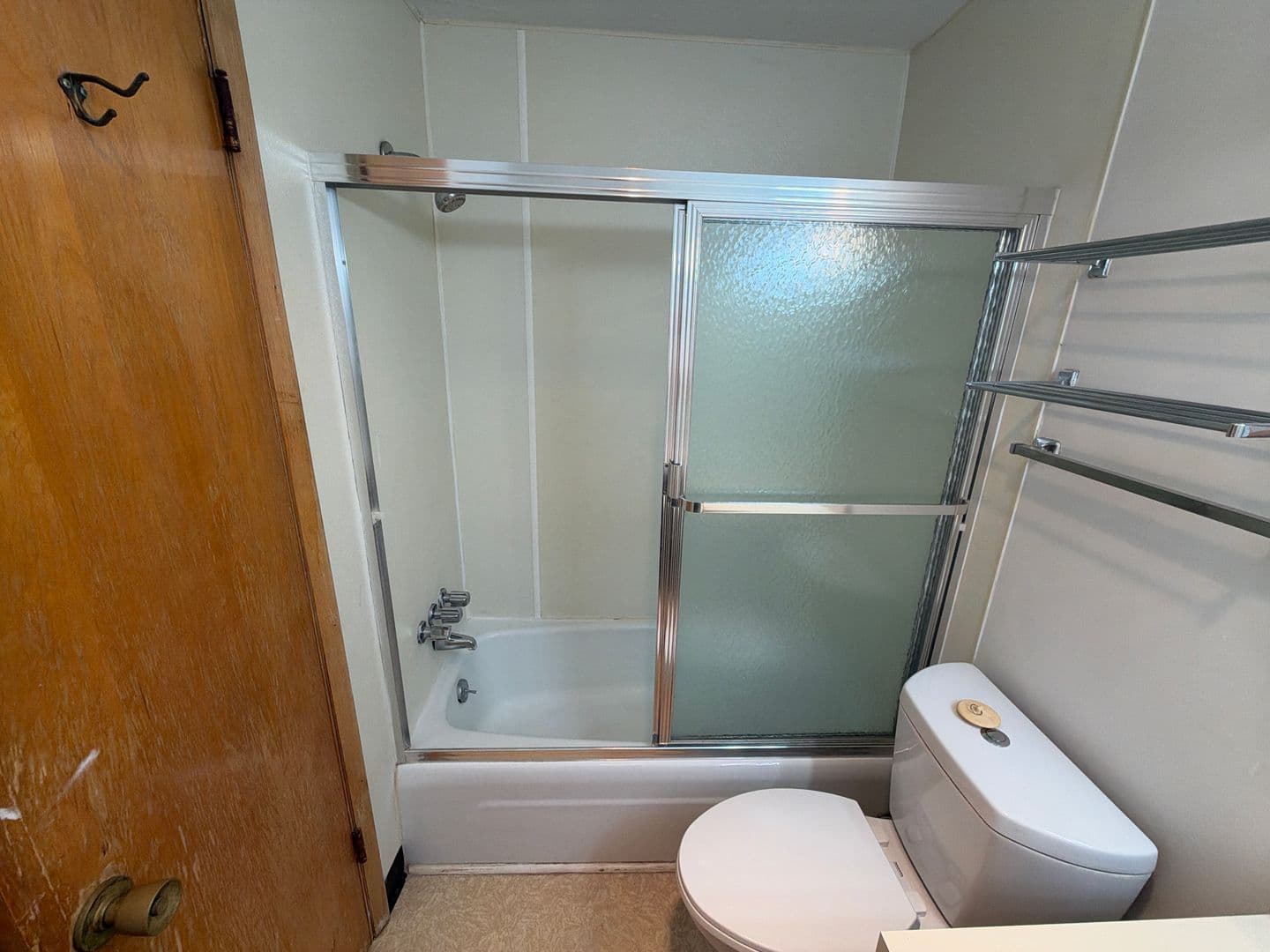 Columbus Apartment: 1472-1490 Neil Ave