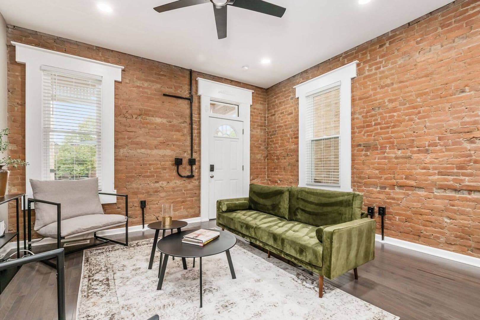 Columbus Apartment: 60 Clark Pl