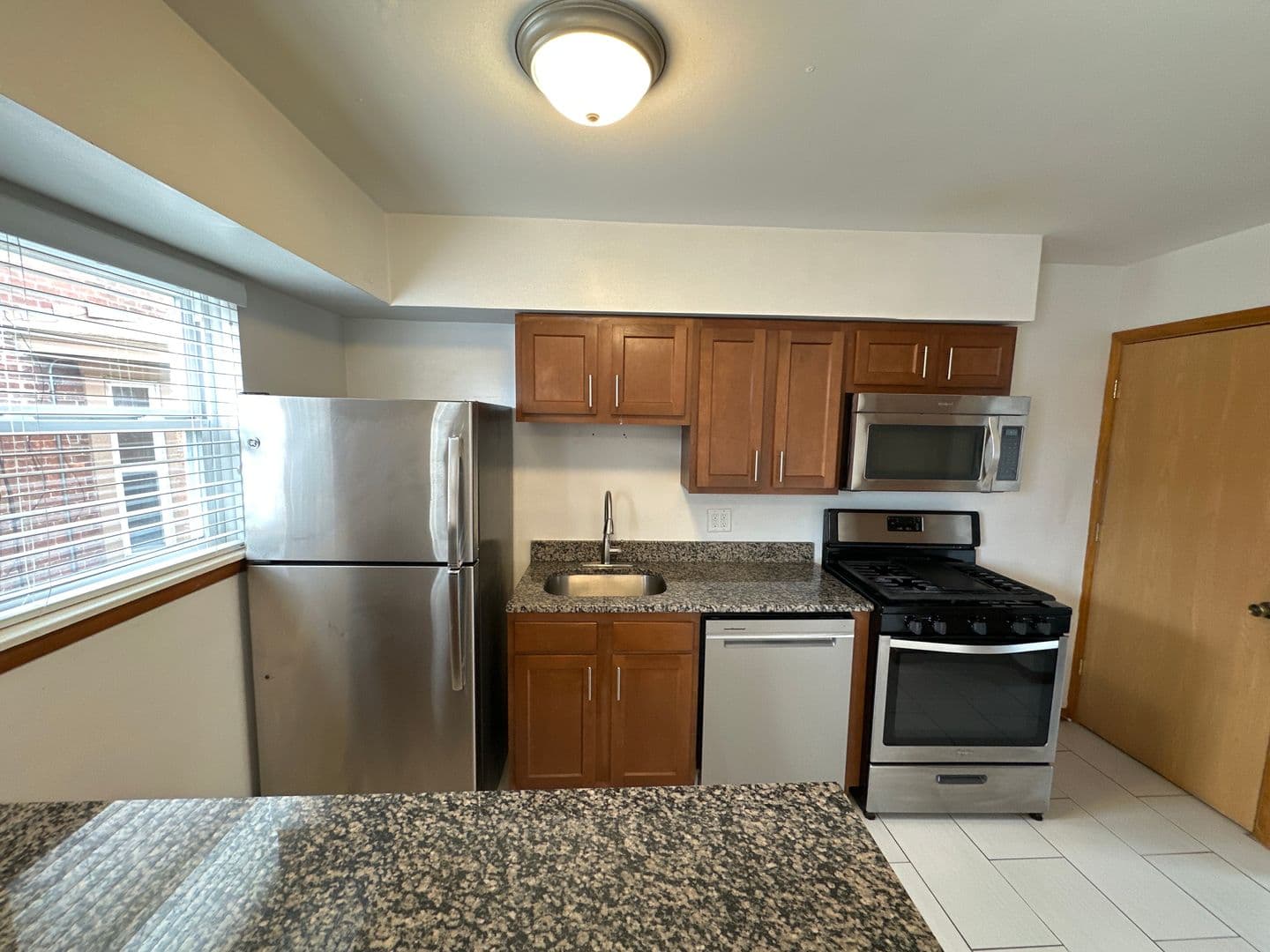 Columbus Apartment: 1451-1461 Worthington St