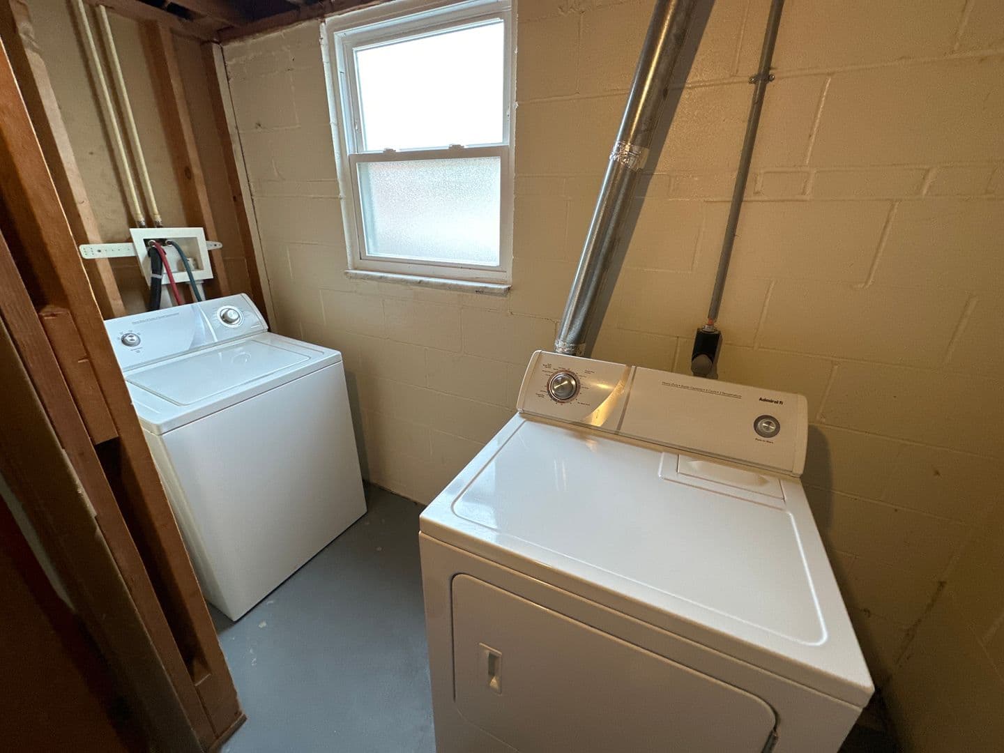 Columbus Apartment: 1444-1466 Worthington St