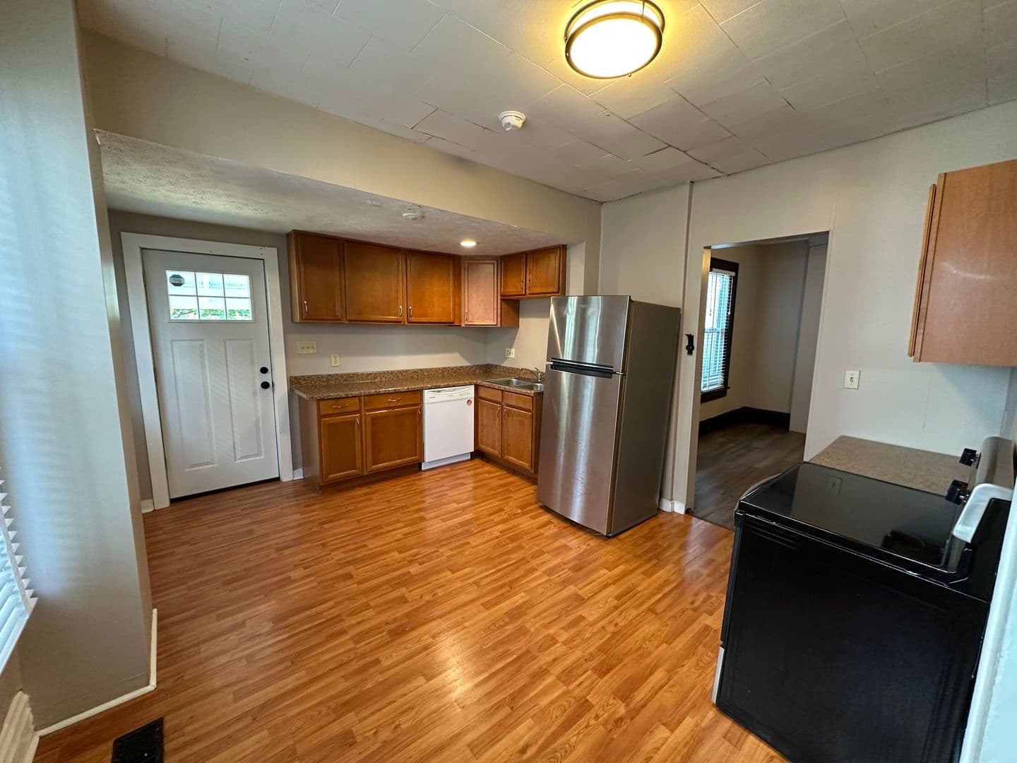 Columbus Apartment: 48 W Norwich Ave