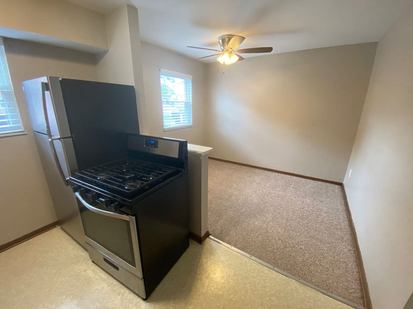 Columbus Apartment: 1444-1466 Worthington St