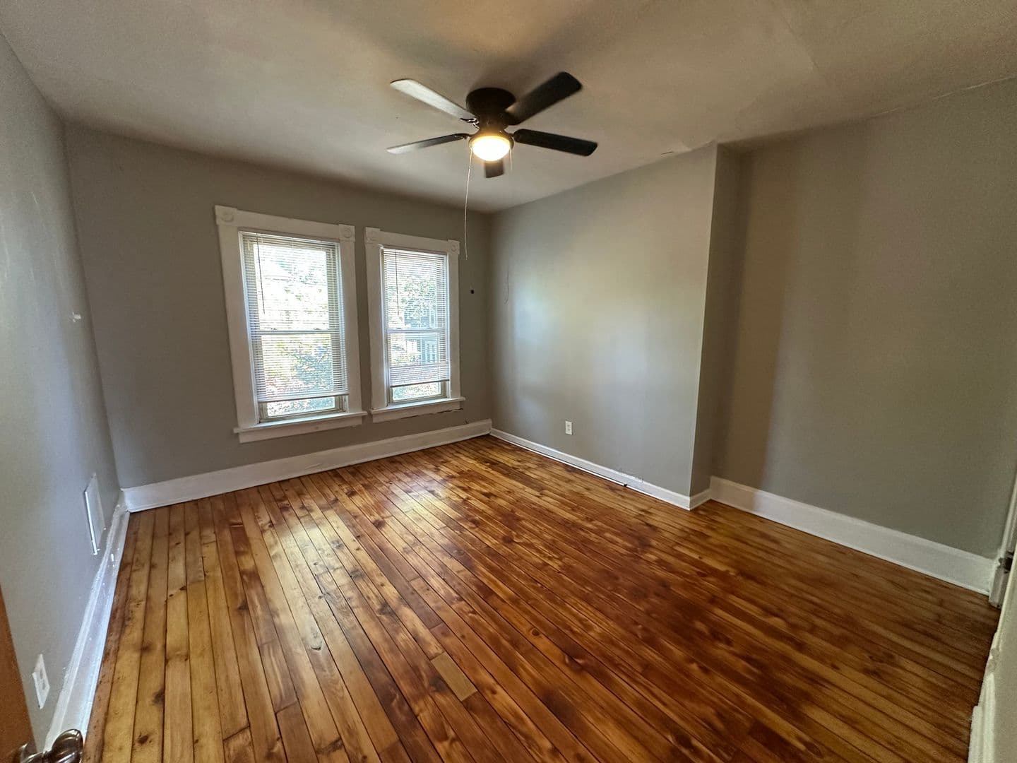 Columbus Apartment: 148 W 9th & 1546 Highland St
