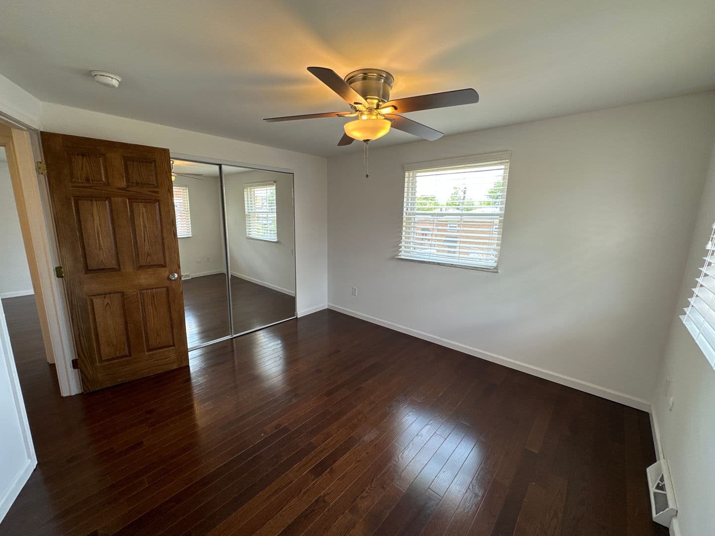 Columbus Apartment: 1444-1466 Worthington St