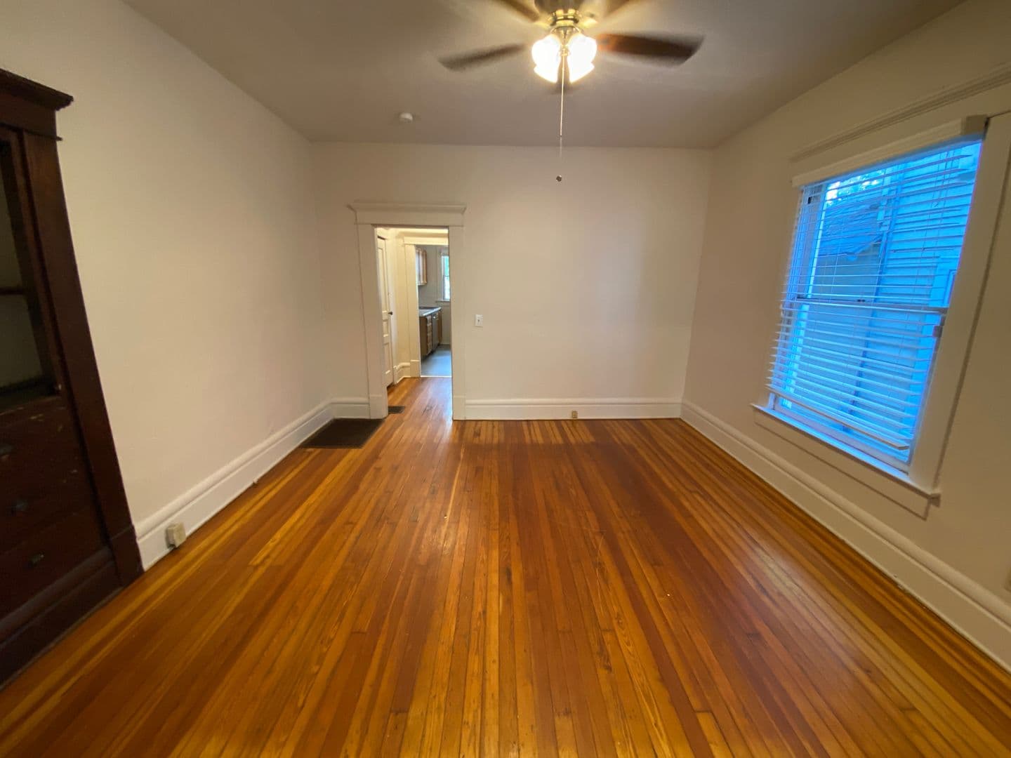Columbus Apartment: 49 W Blake Ave