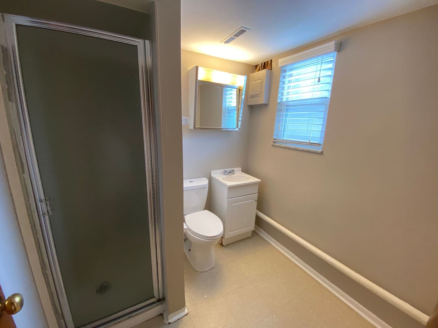 Columbus Apartment: 1444-1466 Worthington St