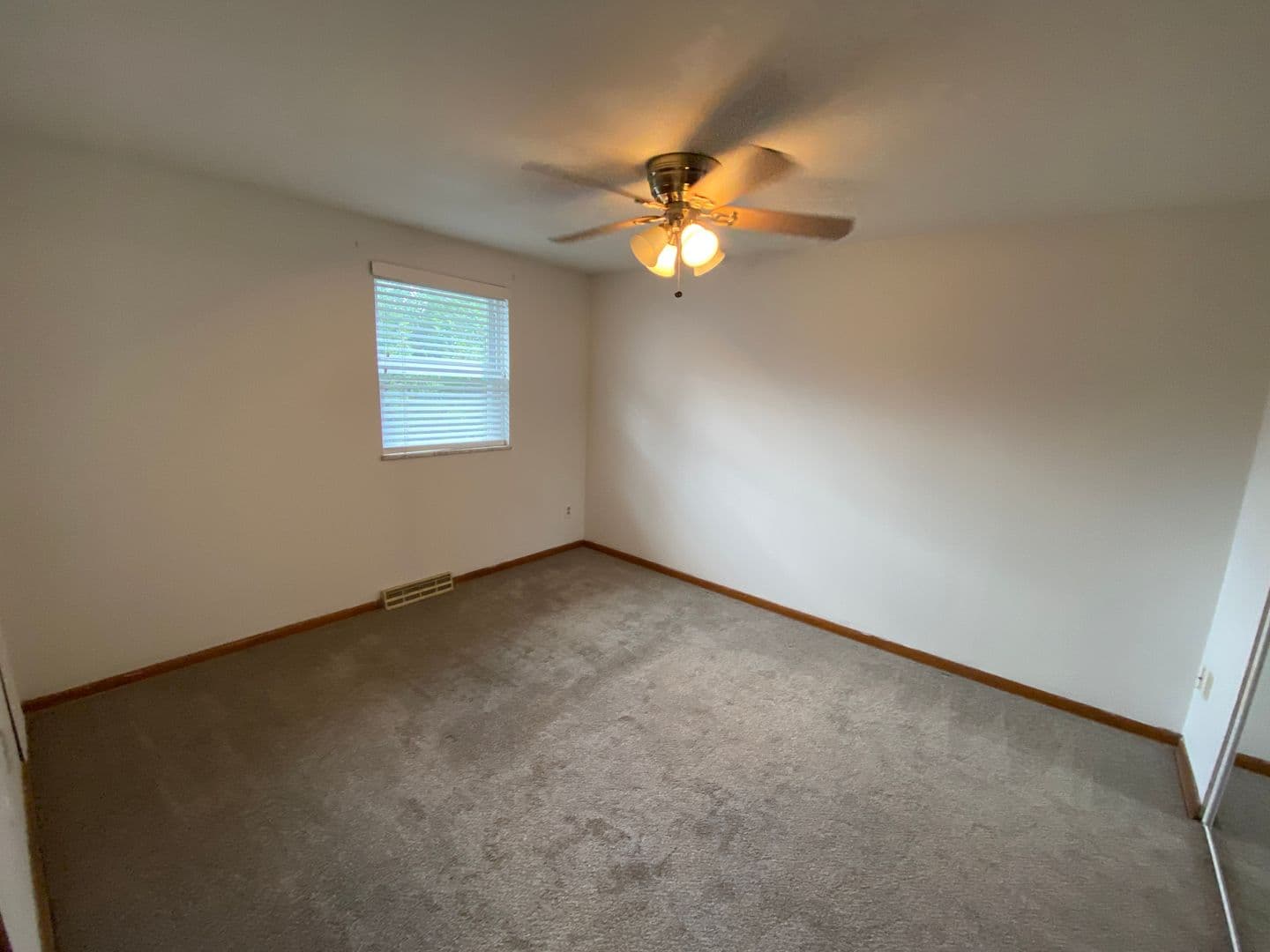 Columbus Apartment: 1451-1461 Worthington St