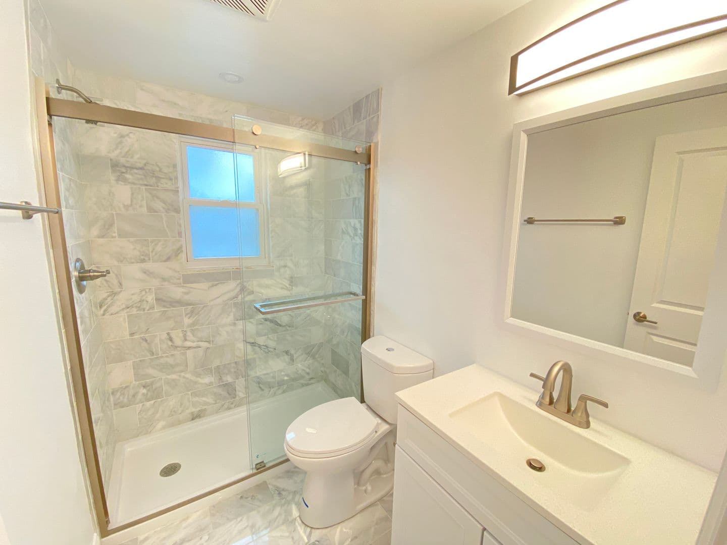 Columbus Apartment: 1444-1466 Worthington St