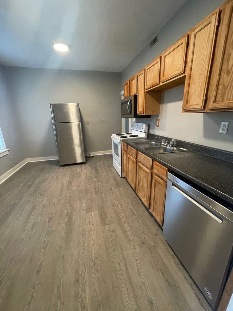 Columbus Apartment: 1731 N 4th St